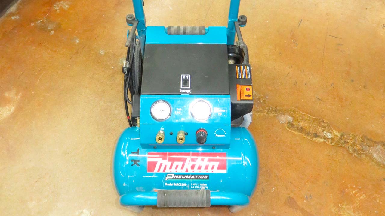 Compresor Makita MAC5200
